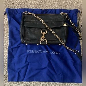 👛Rebecca Minkoff Black Mini MAC Crossbody👛